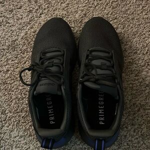 Adidas men’s tennis shoes